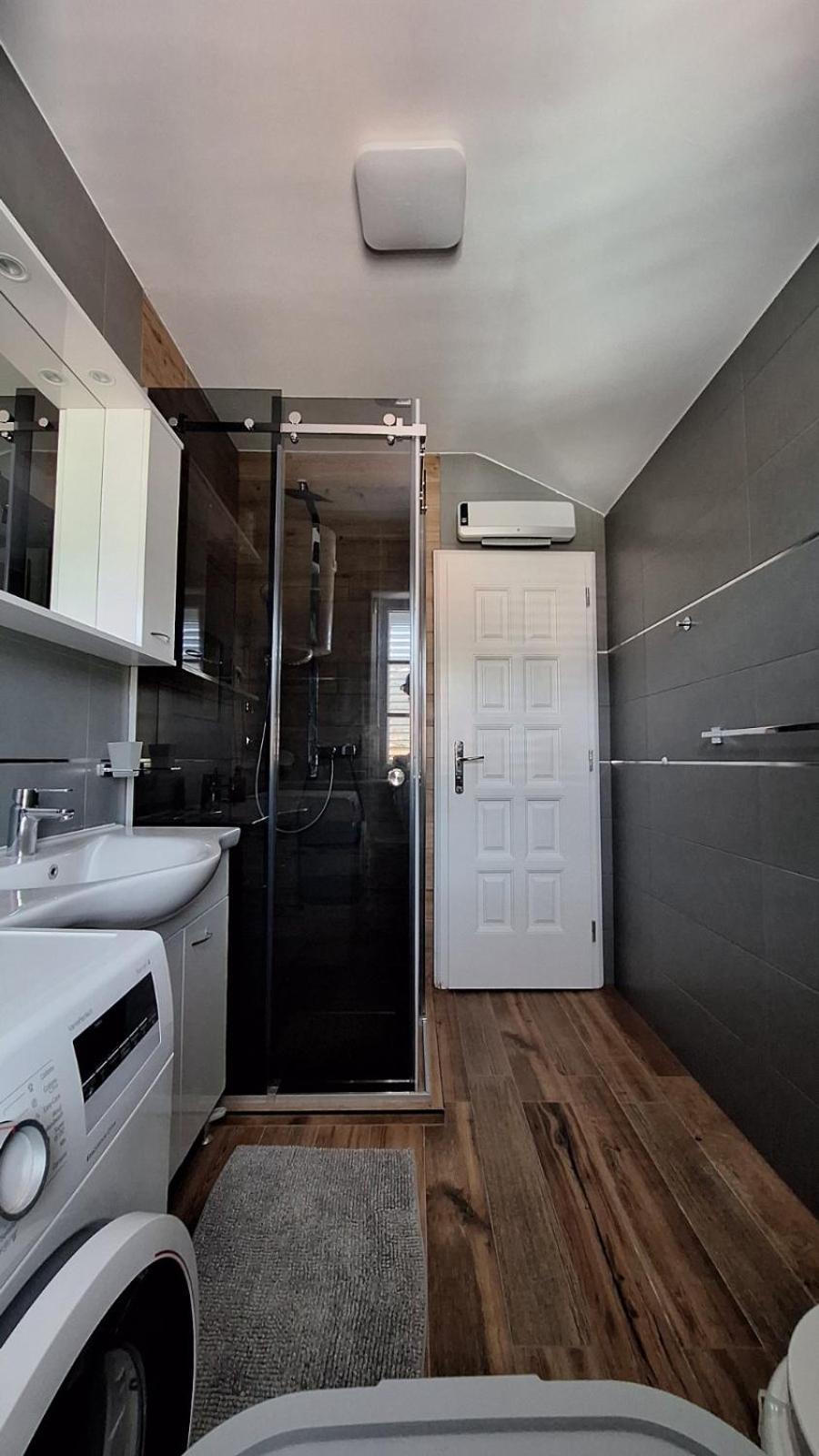 Apartment 10 In Villa Petrac Banjol Номер фото